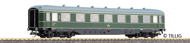 Passenger car 1st class<br /><a href='images/pictures/Tillig/16900.jpg' target='_blank'>Full size image</a>